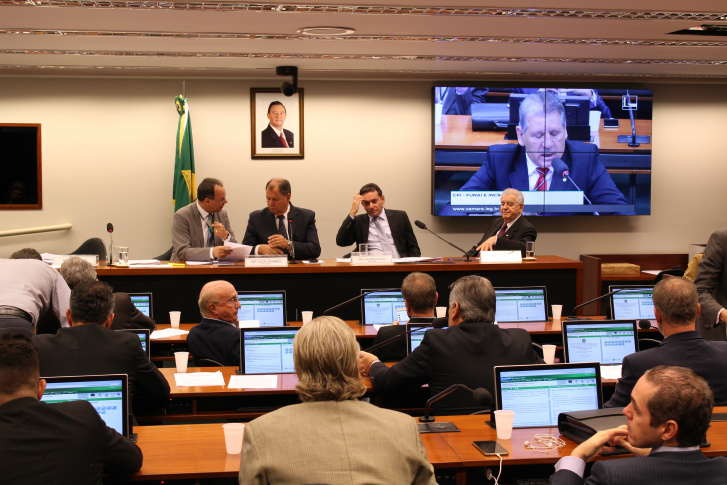 CPI da Funai e do Incra aprova requerimentos para instaurações de inquéritos