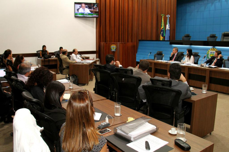 Secretário do Cimi admite apoio a boicote e se esquiva sobre invasões Secretário do Cimi admite apoio a boicote e se esquiva sobre invasões