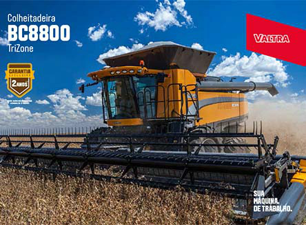Valtra apresenta portfólio de colheitadeiras axiais na Agrishow 2016 BC8800 equipada com plataforma Draper de 40 pés