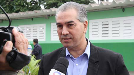 Governador Reinaldo Azambuja assina decreto de incentivos fiscais a produtores na Expoagro Governador Reinaldo Azambuja assina decreto de incentivos fiscais a produtores na Expoagro