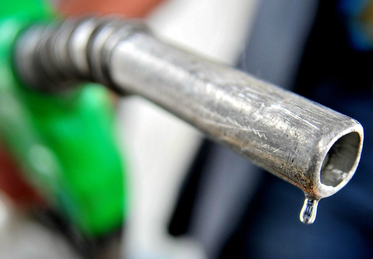 Brasil interrompe importações de etanol em maio Brasil interrompe importações de etanol em maio