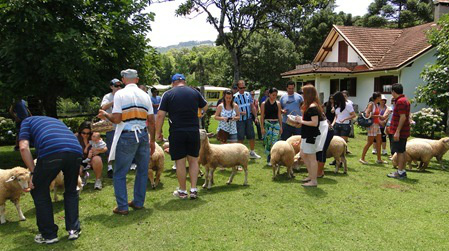 Agroturismo agrega renda ao agricultor familiar Agroturismo agrega renda ao agricultor familiar