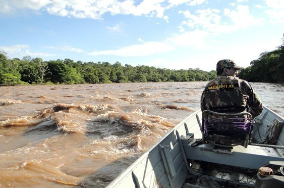 Polícia Ambiental inicia operação Pré-Piracema nos rios de Mato Grosso do Sul Polícia Ambiental inicia operação Pré-Piracema nos rios de Mato Grosso do Sul
