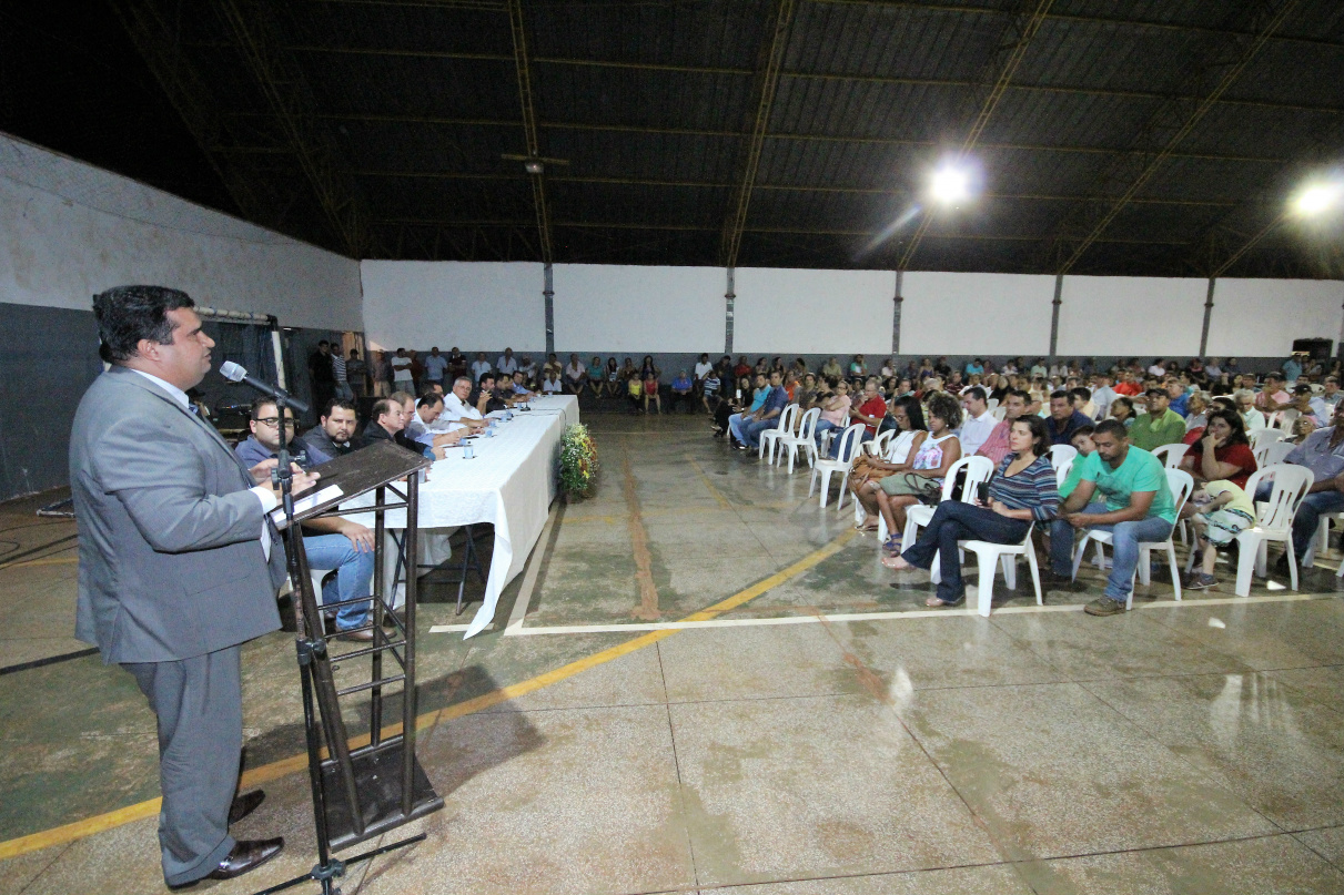 Audiência pública sobre IPTU nos distritos cumpriu bem o seu papel, afirma Madson Legenda: Madson coordenou audiência pública sobre IPTU nos distritos e que reuniu mais de 300 pessoasFoto: Thiago Morais