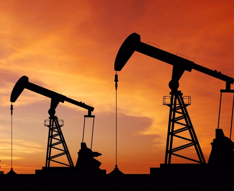 Crescimento na demanda por combustível acelera reequilíbrio do mercado de petróleo, diz indústria