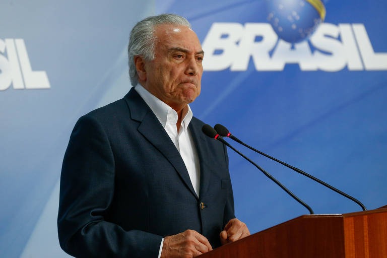 Temer, Eunício e Maia se reúnem e pedem, em nota, que caminhoneiros voltem ao trabalho