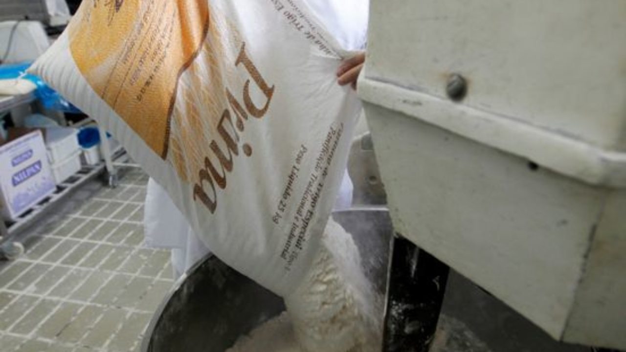 Moinhos de trigo do Brasil pedem isenção de tarifa de importação durante pandemia Moinhos de trigo do Brasil pedem isenção de tarifa de importação durante pandemia