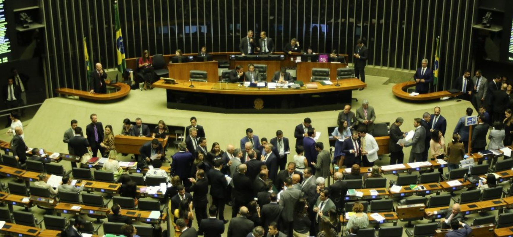MP que prorroga contratos temporários no Ministério da Agricultura pode ser votada MP que prorroga contratos temporários no Ministério da Agricultura pode ser votada
