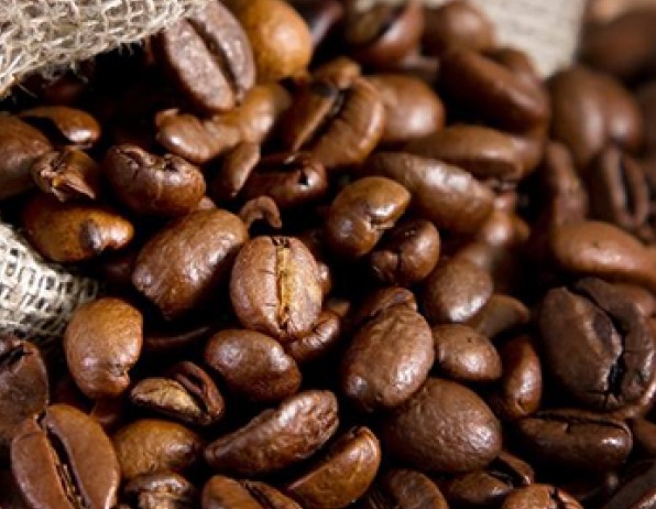 Preços do café terminam a semana próximo da estabilidade; físico acompanha dólar e tem baixas Preços do café terminam a semana próximo da estabilidade; físico acompanha dólar e tem baixas