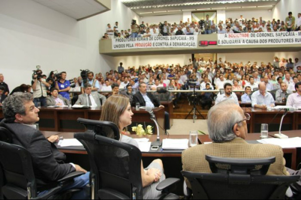 Produtores rurais apertam o cerco contra demarcação em MS Sessão na Assembleia reuniu produtores de todo o Estado. foto: Conjuntura on line