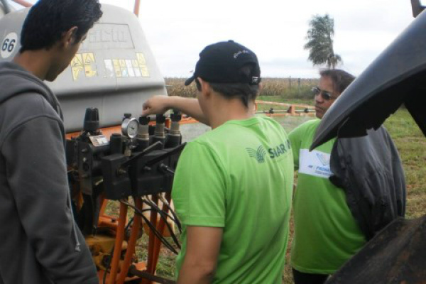 Curso Tratorista Agrícola do Senar/MS capacita profissionais em Naviraí Como a capacitação é totalmente gratuita, o interesse é cada vez maior. “Muitos alunos já haviam buscado por uma capacitação semelhante, mas diante do custo médio de R$ 1.700, desistiam. Foto: Divulgação