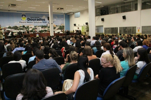 Câmara de Dourados realiza audiência: ‘PNE e inclusão com Responsabilidade’ Câmara de Dourados realiza audiências públicas com frequência e tem sido maciça a participação popular. (Foto: Thiago Morais)