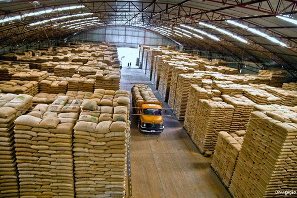 Ministério dos Transportes reforça preocupação com escoamento da safra 2014 Escoamento de safras preocupam produtores e o governo. Foto: Divulgação