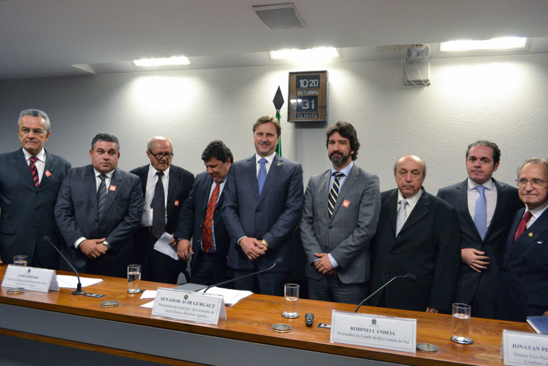 Vice-presidente da Acrissul critica descaso do governo no tratamento das invasões de terras por indígenas Audiência que debateu o assunto das invasões em Mato grosso do Sul. Foto: Divulgação