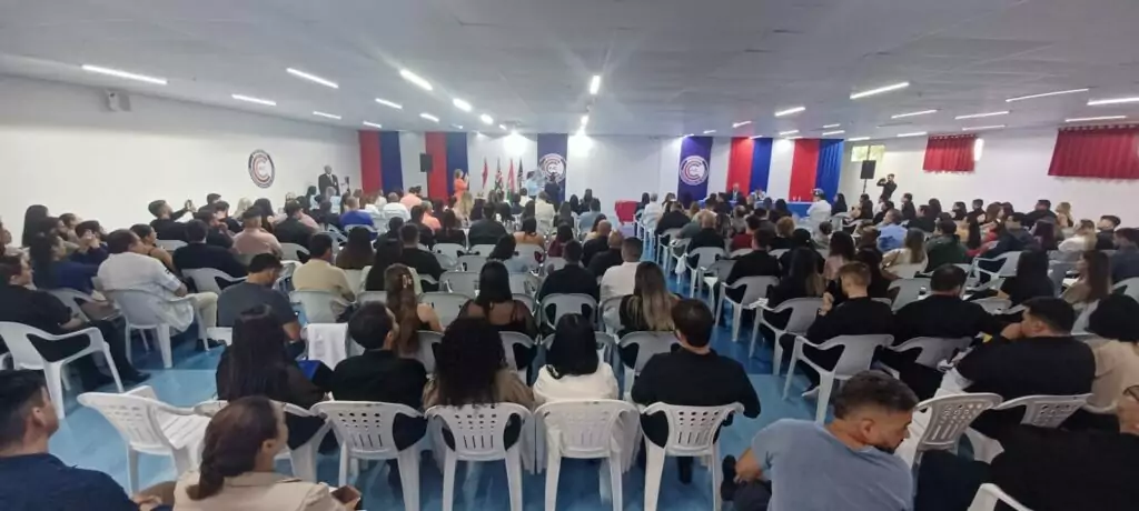 Medicina UCP-PJC: trabalho de conclusão de curso reúne mais de 600 formandos Medicina UCP-PJC: trabalho de conclusão de curso reúne mais de 600 formandos