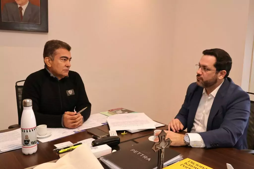 Em reunião com prefeito, Unifron anuncia Faculdade de Medicina para Dourados Em reunião com prefeito, Unifron anuncia Faculdade de Medicina para Dourados