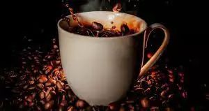 Preço do café sobe 81% em um ano, mas começa a cair no campo