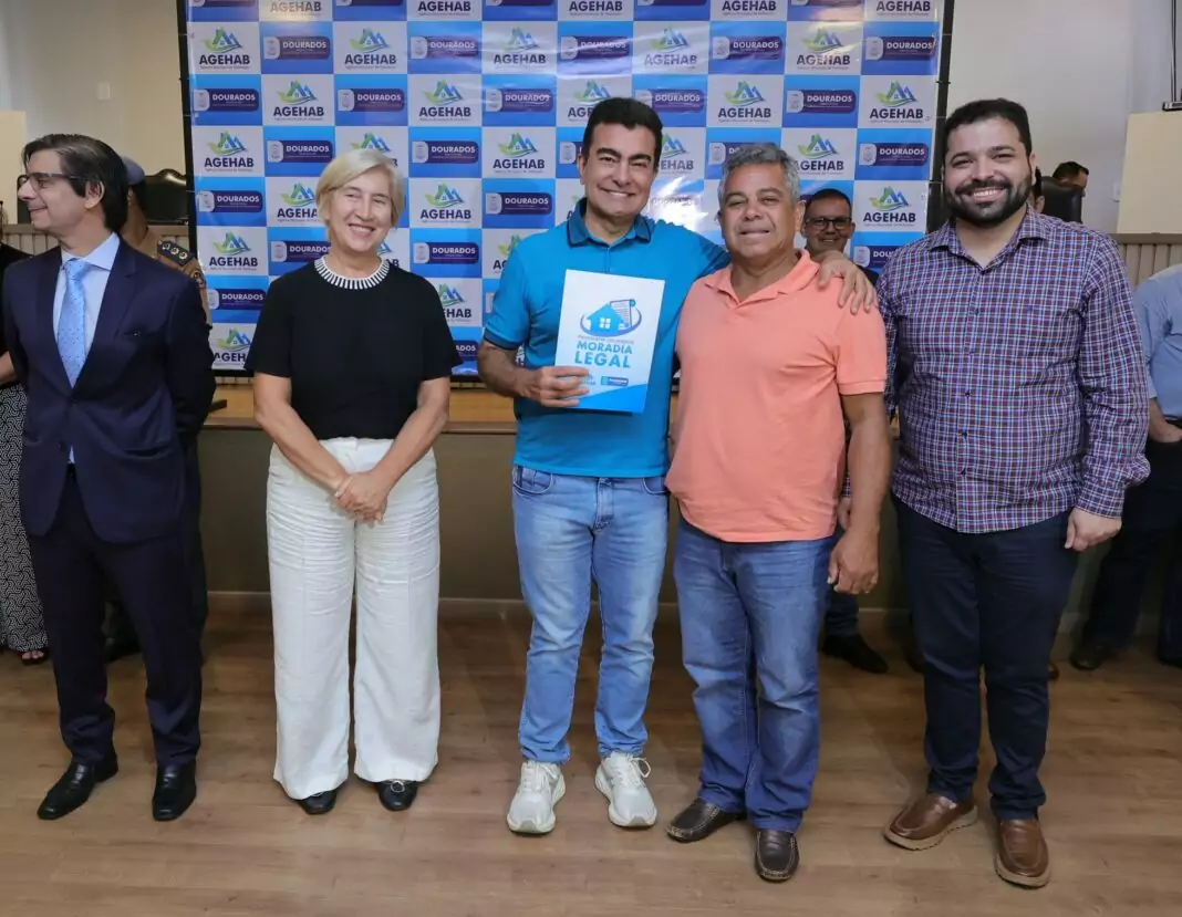 Última entrega de títulos beneficiou moradores do Izidro Pedroso, Terra Roxa, Eulália Pires e Antônio João. Foto: A. Frota/Arquivo.
