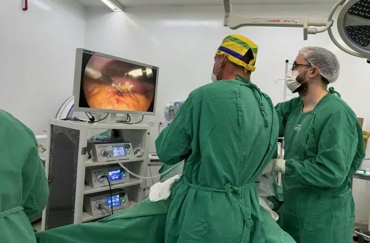 Hospital Regional de Ponta Porã realiza primeira cirurgia por videolaparoscopia e amplia qualidade da assistência cirúrgica