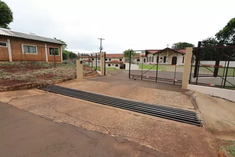 Mosteiro fica localizado em parte baixa do bairro Parque Alvorada, sendo invadido por enxurrada em dias de forte chuva – Foto: A. Frota