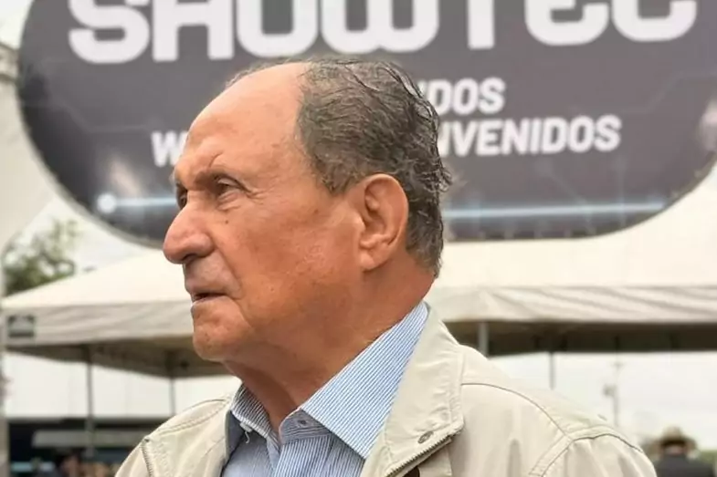 Showtec: Zé Teixeira defende investimentos em tecnologia e infraestrutura para o produtor rural Showtec: Zé Teixeira defende investimentos em tecnologia e infraestrutura para o produtor rural