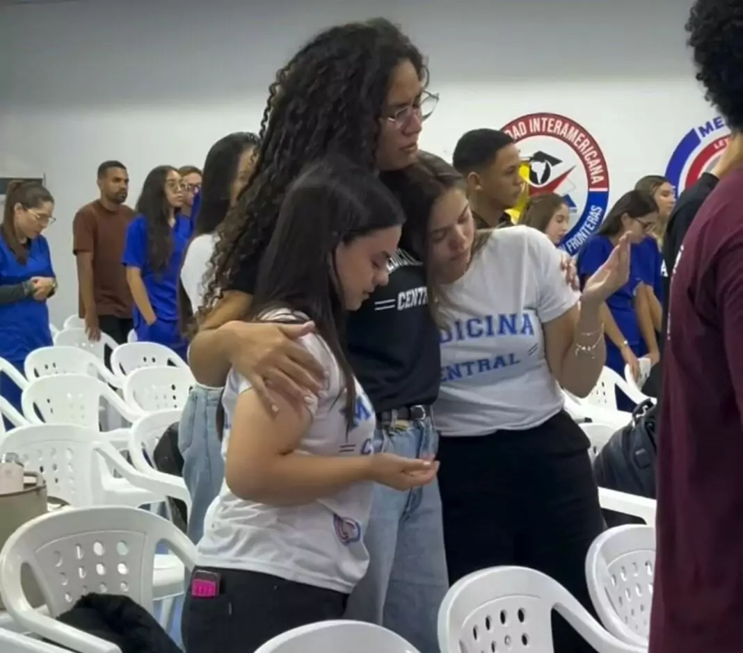 Projeto reúne estudantes de medicina em um ambiente de acolhimento, espiritualidade e apoio mútuo.