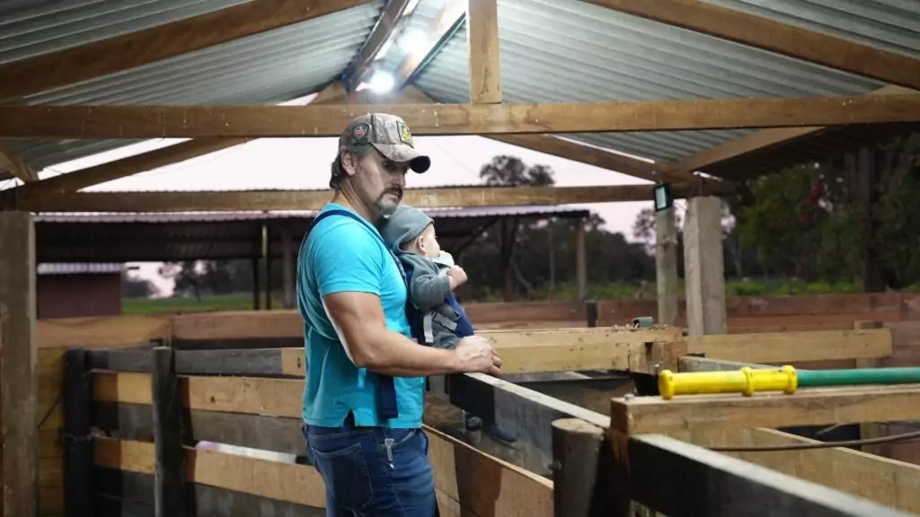 Carlos Bernardo aposta na industrialização da carne como alternativa para agricultura familiar Carlos Bernardo aposta na industrialização da carne como alternativa para agricultura familiar