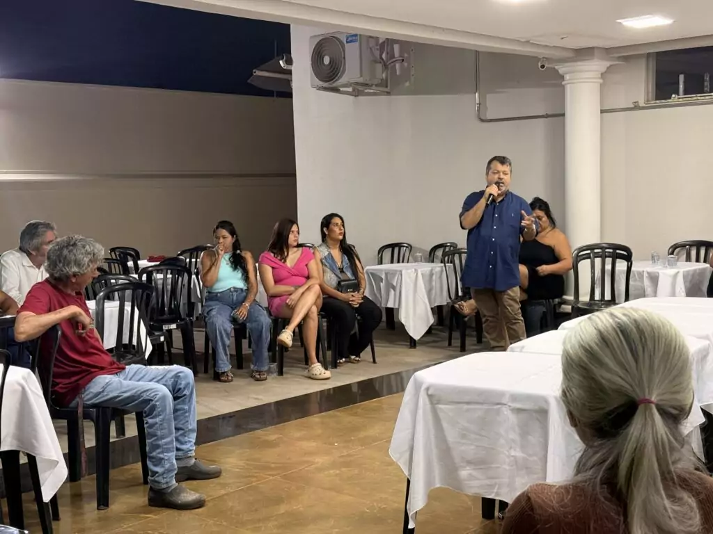 Em Dourados, Carlos Bernardo apresenta projeto para Mato Grosso do Sul com foco na industrialização, fortalecimento do campo e geração de empregos Em Dourados, Carlos Bernardo apresenta projeto para Mato Grosso do Sul com foco na industrialização, fortalecimento do campo e geração de empregos
