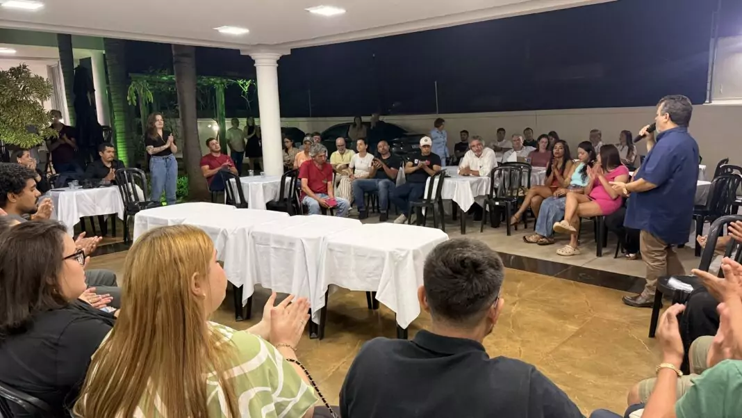 Em Dourados, Carlos Bernardo apresenta projeto para Mato Grosso do Sul com foco na industrialização, fortalecimento do campo e geração de empregos