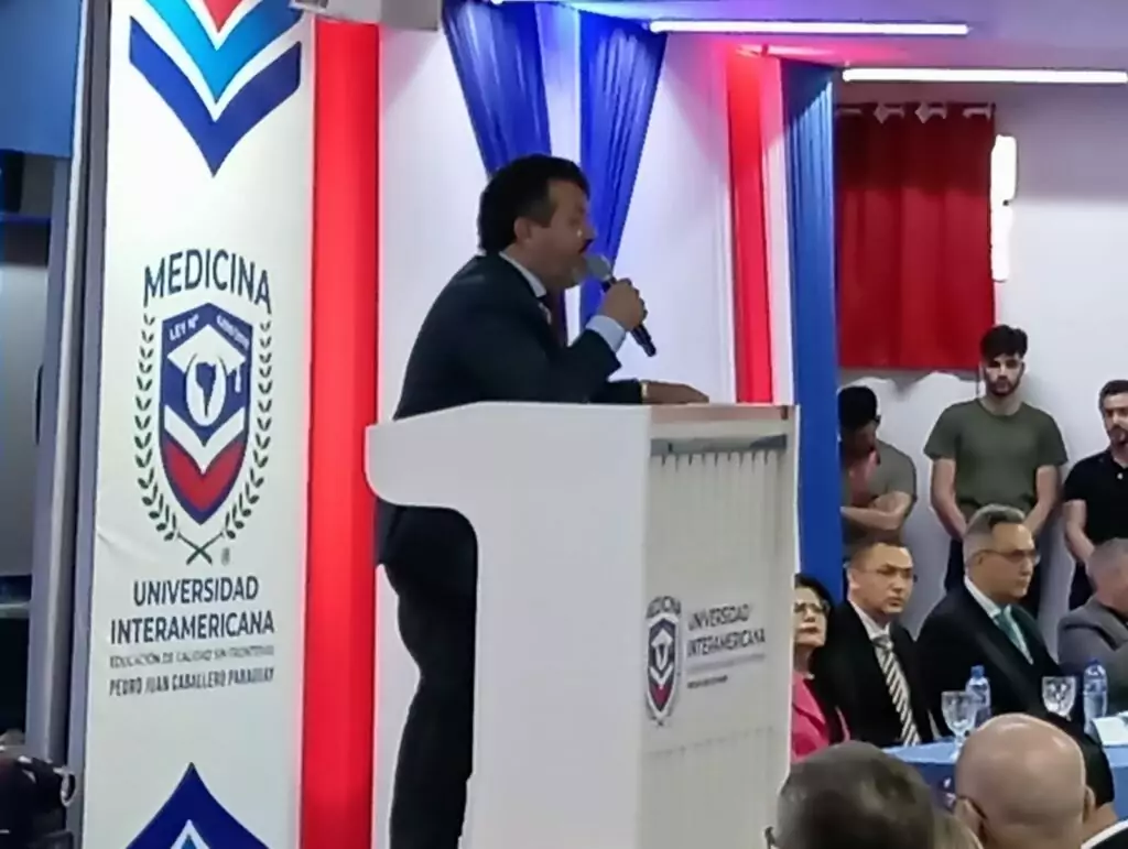 Futuros médicos assumem compromisso ético durante Juramento do Jaleco na Interamericana Futuros médicos assumem compromisso ético durante Juramento do Jaleco na Interamericana