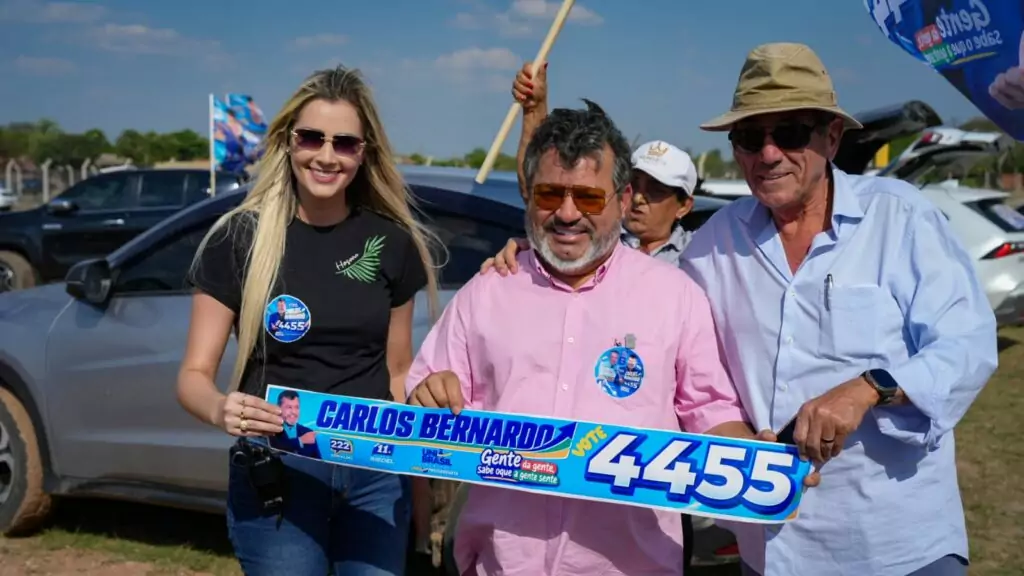 Carlos Bernardo participa de carreata com Riedel e Azambuja em Porto Murtinho e reforça agenda de desenvolvimento Carlos Bernardo participa de carreata com Riedel e Azambuja em Porto Murtinho e reforça agenda de desenvolvimento