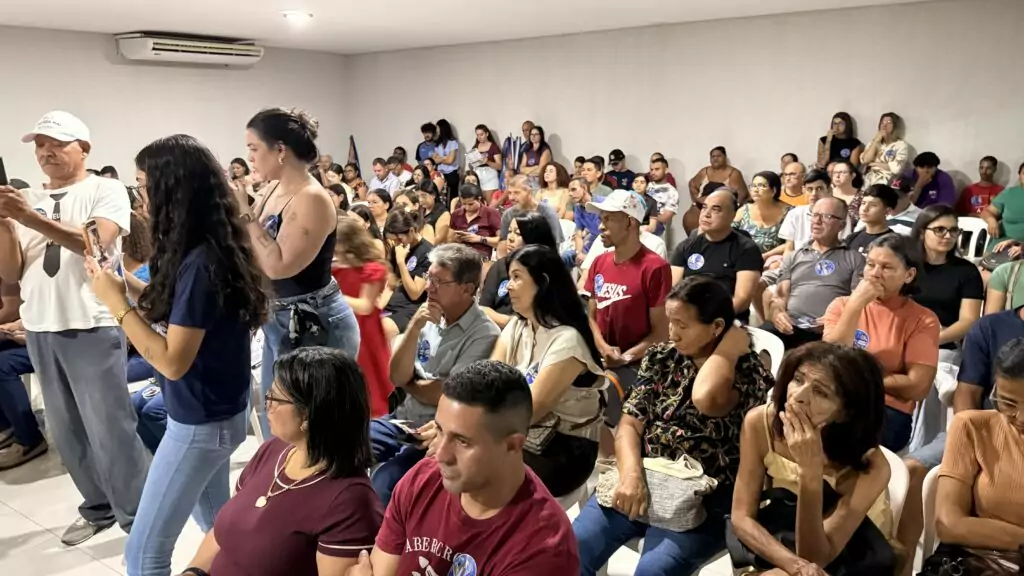 Encontro inesperado em agenda política mostra trabalho de Carlos Bernardo na saúde e educação